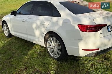 Седан Audi A4 2017 в Киеве