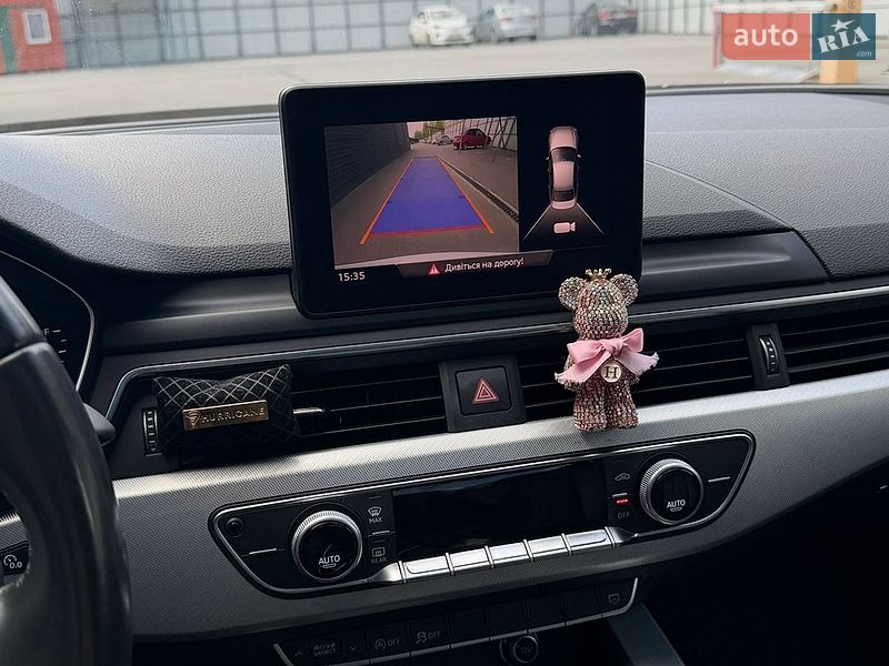 Седан Audi A4 2017 в Днепре