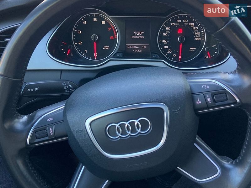 Седан Audi A4 2012 в Києві