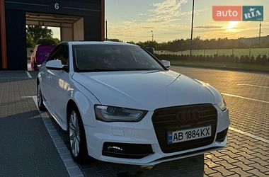 Седан Audi A4 2013 в Виннице