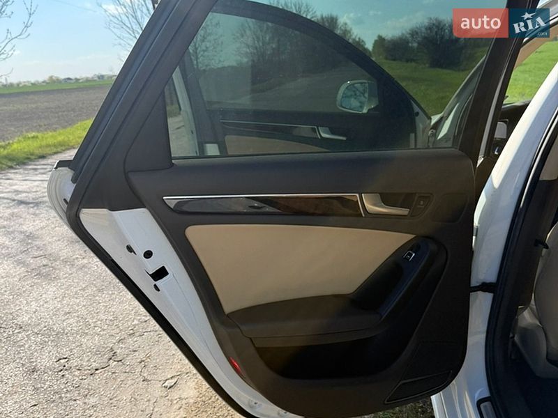 Седан Audi A4 2013 в Вінниці