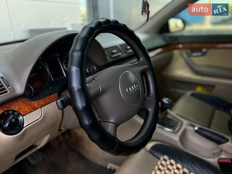 Седан Audi A4 2003 в Киеве