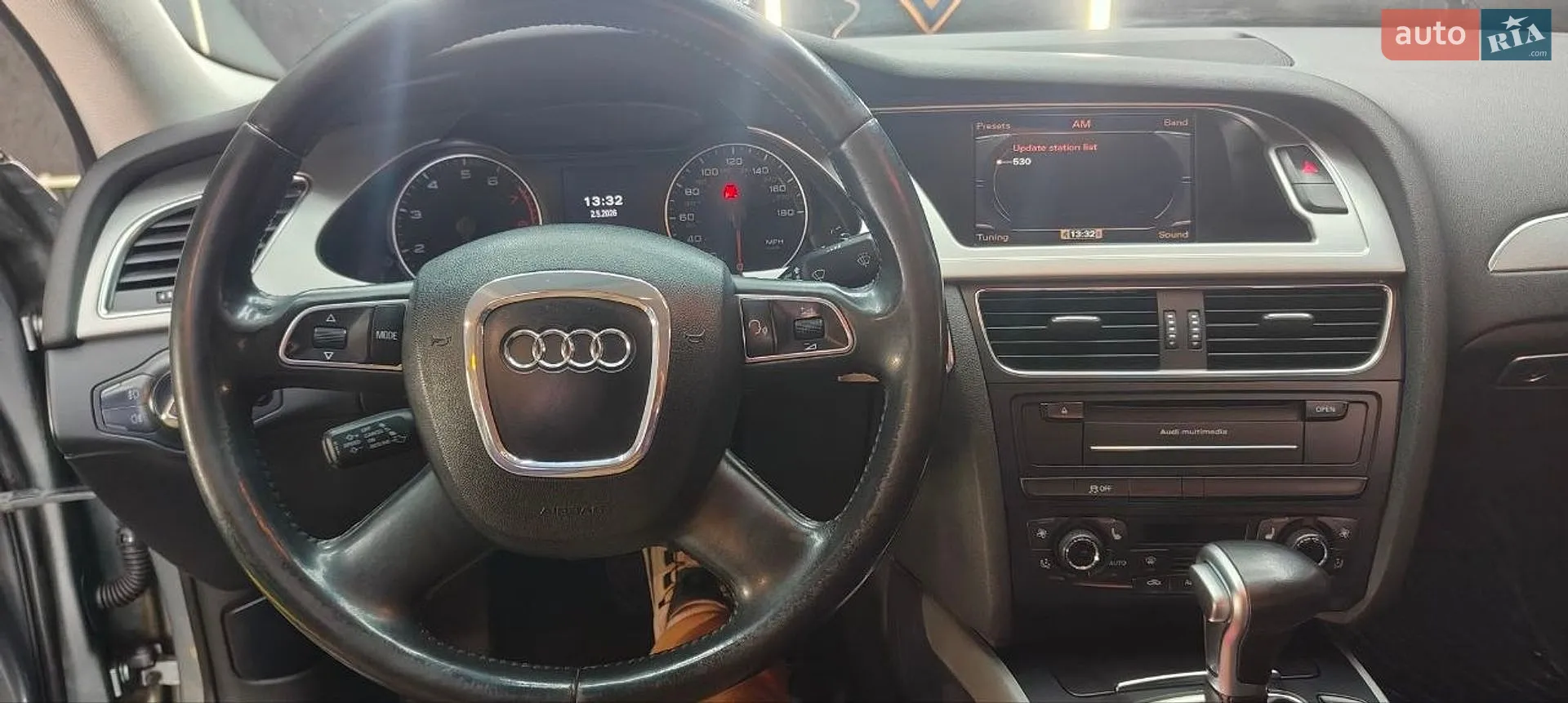 2011 Audi A4 - мініатюра 11