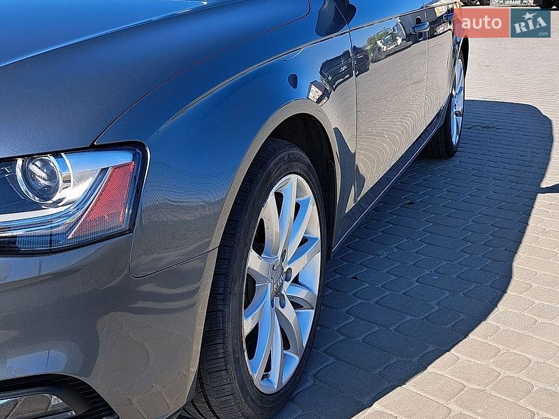 Седан Audi A4 2012 в Новомосковську