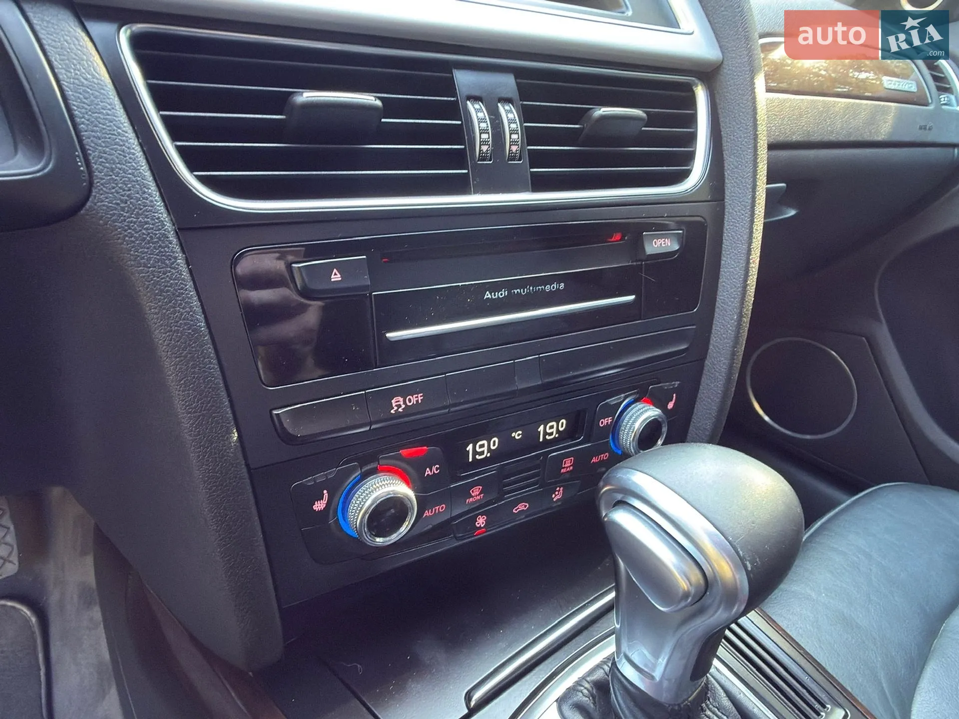 2015 Audi A4 - мініатюра 19