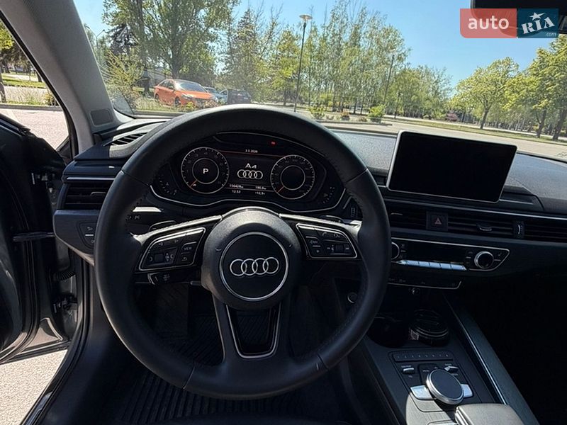 Седан Audi A4 2016 в Кривом Роге