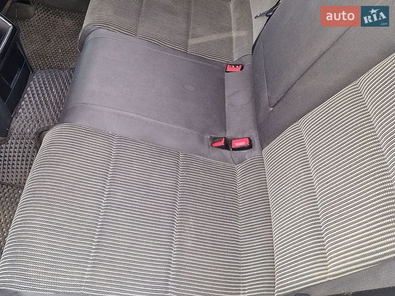 Седан Audi A4 2009 в Дніпрі