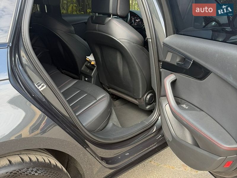 Седан Audi A4 2018 в Києві