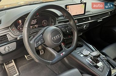 Седан Audi A4 2018 в Києві
