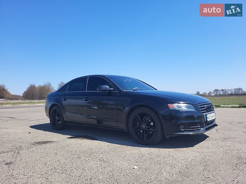 Седан Audi A4 2010 в Сумах