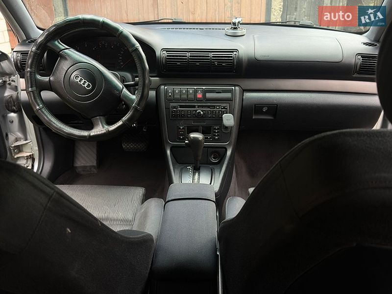 Универсал Audi A4 1997 в Маневичах