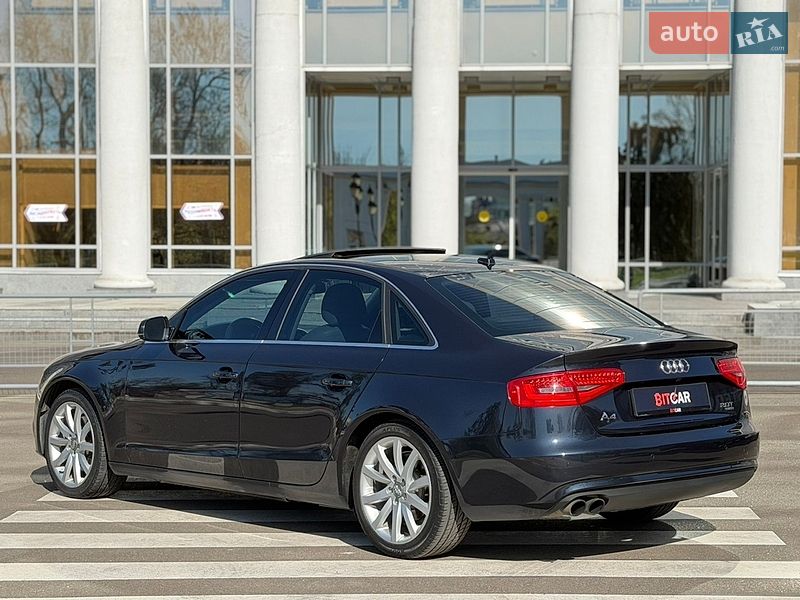 Седан Audi A4 2012 в Одесі