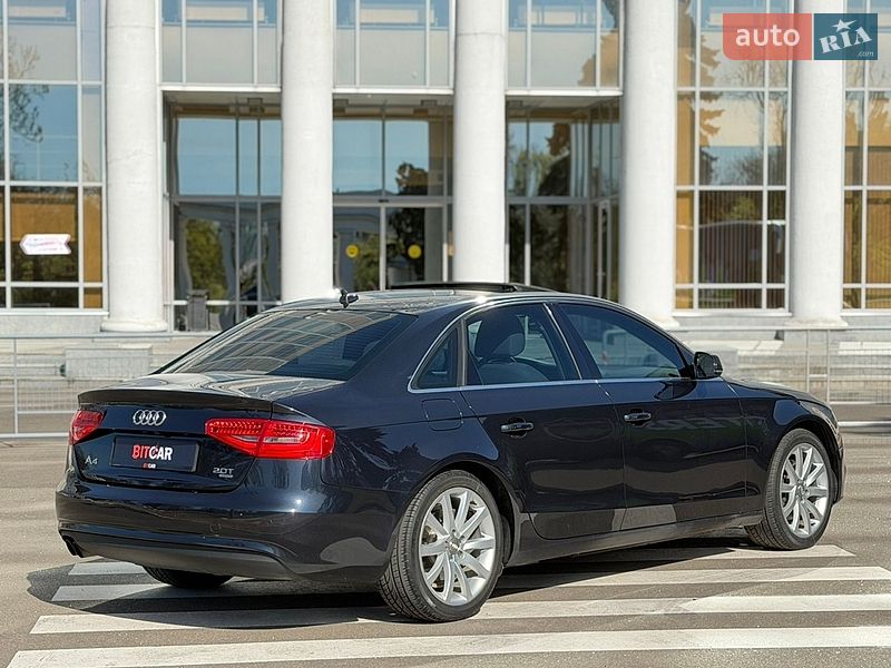 Седан Audi A4 2012 в Одесі