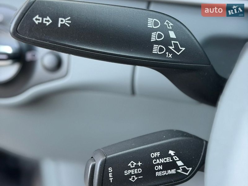 Седан Audi A4 2012 в Одесі