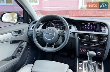 Седан Audi A4 2012 в Одесі