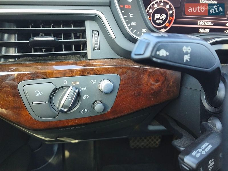 Седан Audi A4 2018 в Кривому Розі