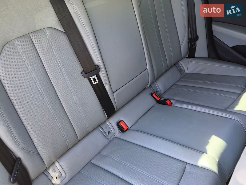 Седан Audi A4 2018 в Кривому Розі