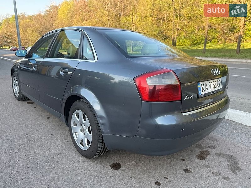 Седан Audi A4 2001 в Киеве