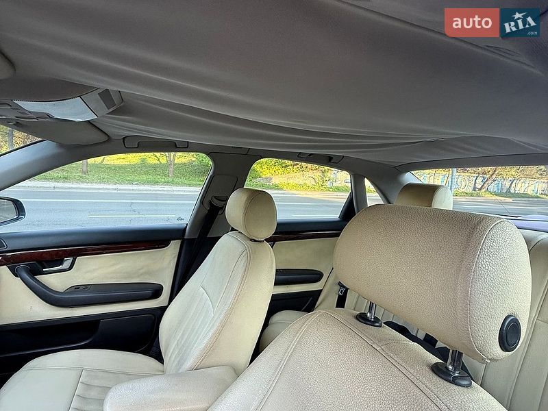 Седан Audi A4 2001 в Киеве