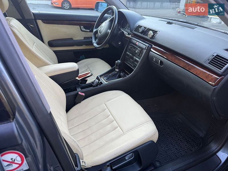 Седан Audi A4 2001 в Киеве