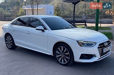Седан Audi A4 2022 в Житомирі