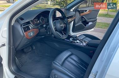 Седан Audi A4 2022 в Житомирі