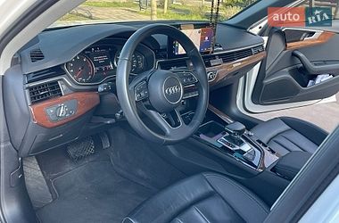 Седан Audi A4 2022 в Житомирі