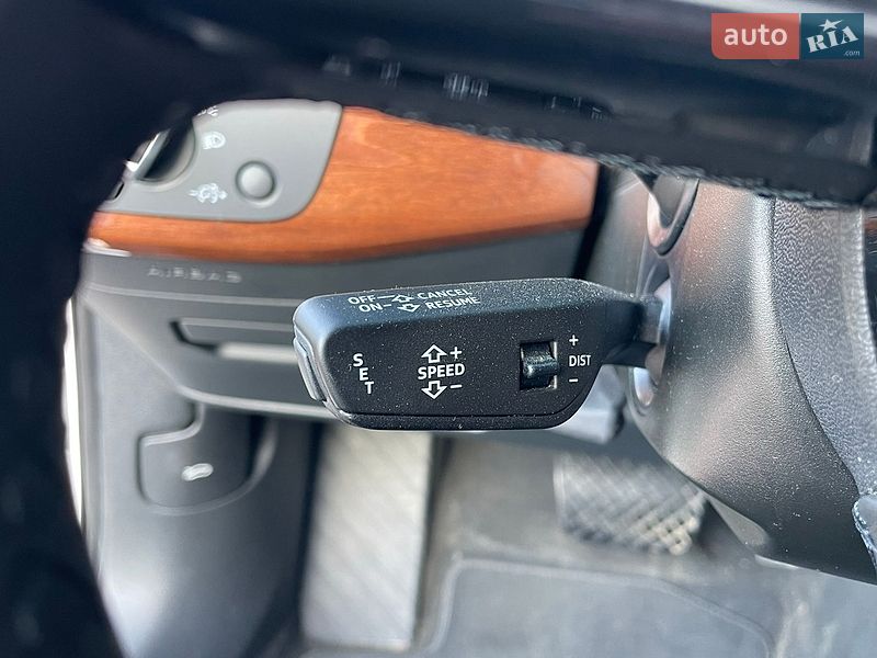 Седан Audi A4 2022 в Житомирі