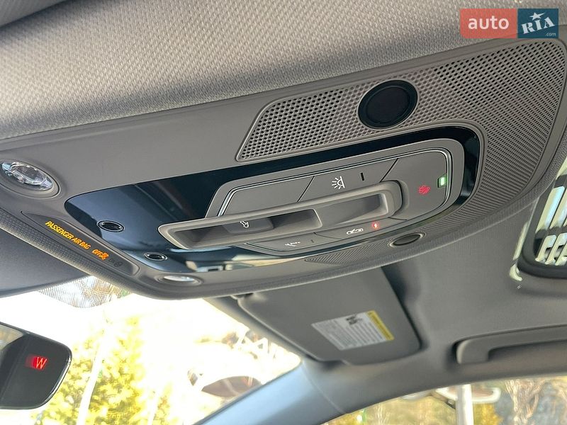Седан Audi A4 2022 в Житомирі