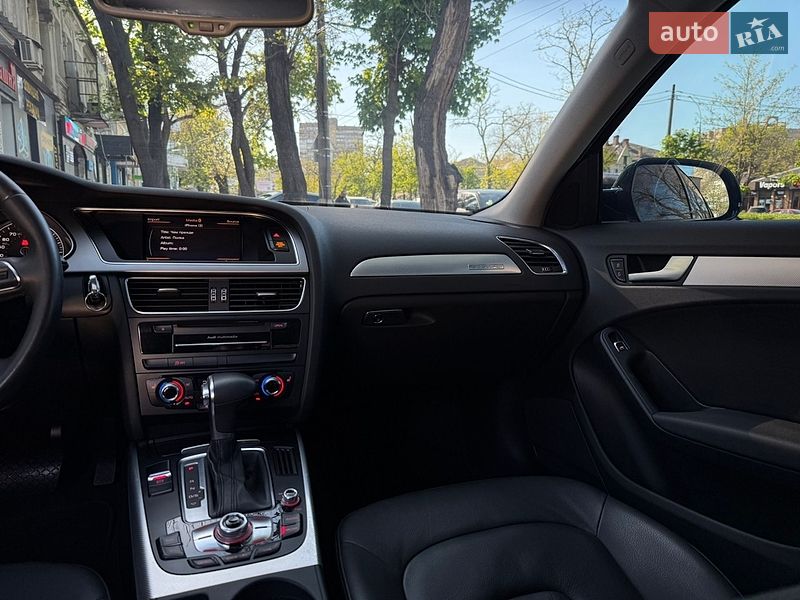 Седан Audi A4 2012 в Миколаєві