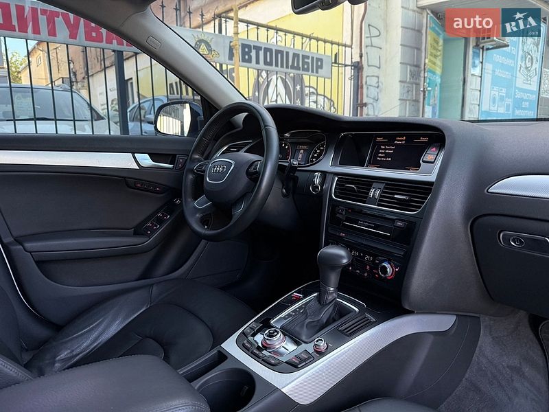 Седан Audi A4 2012 в Миколаєві