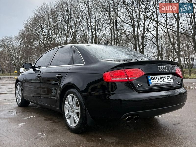 Седан Audi A4 2011 в Киеве