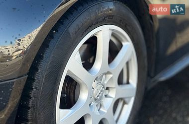 Седан Audi A4 2013 в Києві