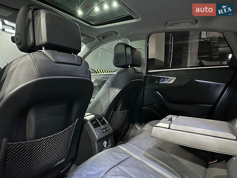 Седан Audi A4 2016 в Одесі