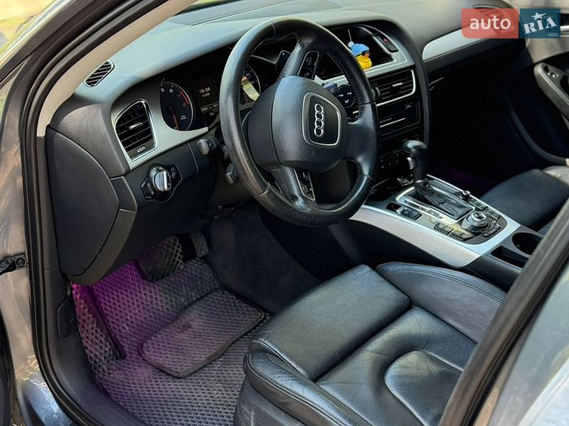 Седан Audi A4 2012 в Чернігові