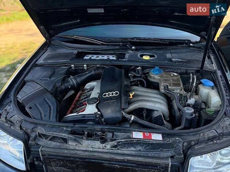 Седан Audi A4 2001 в Яремче