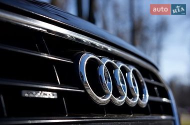 Седан Audi A4 2012 в Киеве