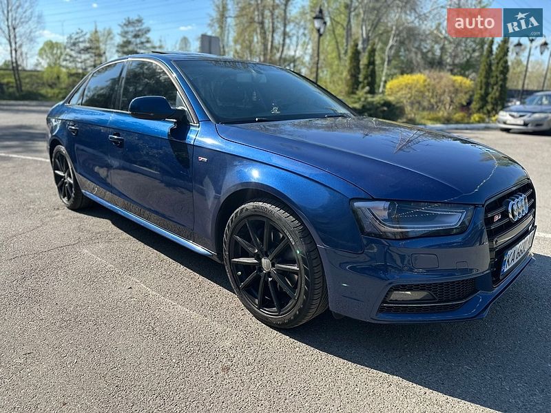 Седан Audi A4 2015 в Киеве