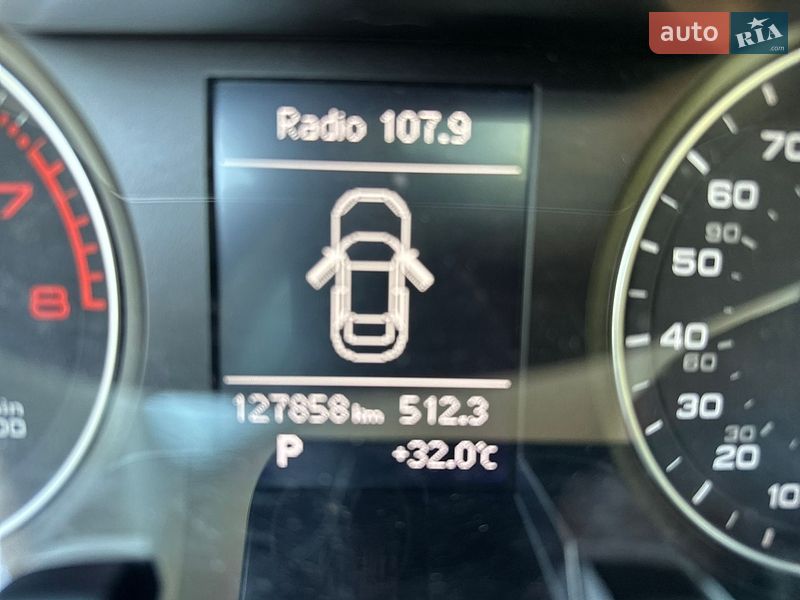 Седан Audi A4 2015 в Киеве