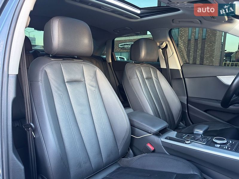 Седан Audi A4 2015 в Киеве