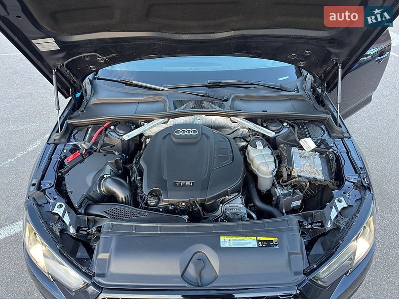 Седан Audi A4 2015 в Киеве