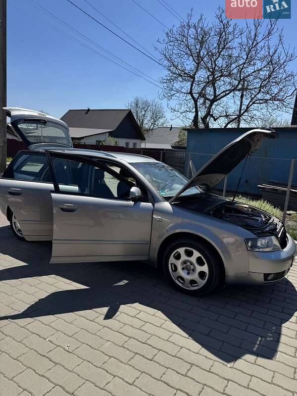 Универсал Audi A4 2003 в Малине