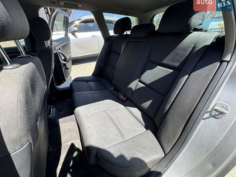 Универсал Audi A4 2003 в Малине