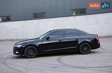 Седан Audi A4 2014 в Києві