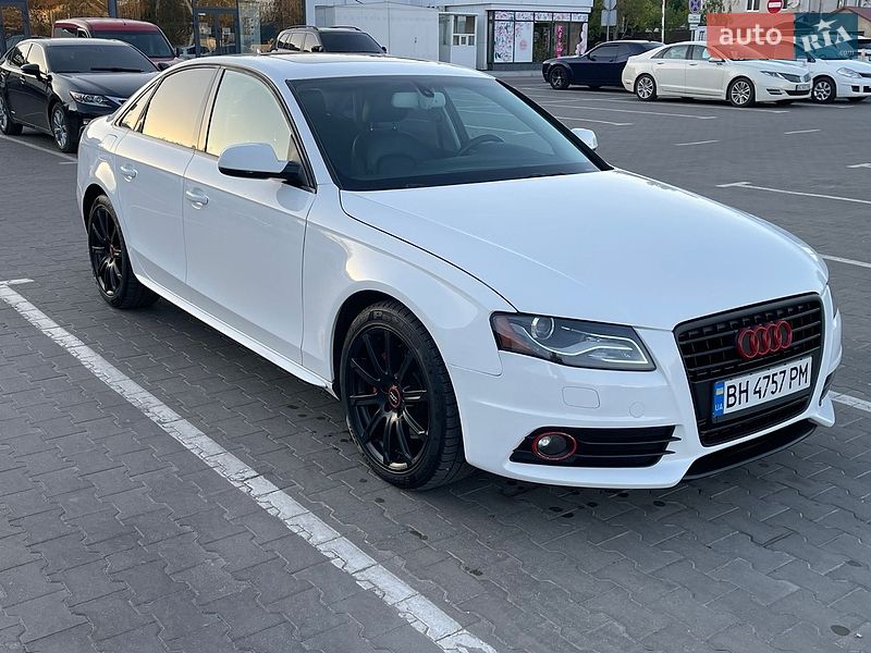 Седан Audi A4 2011 в Одессе
