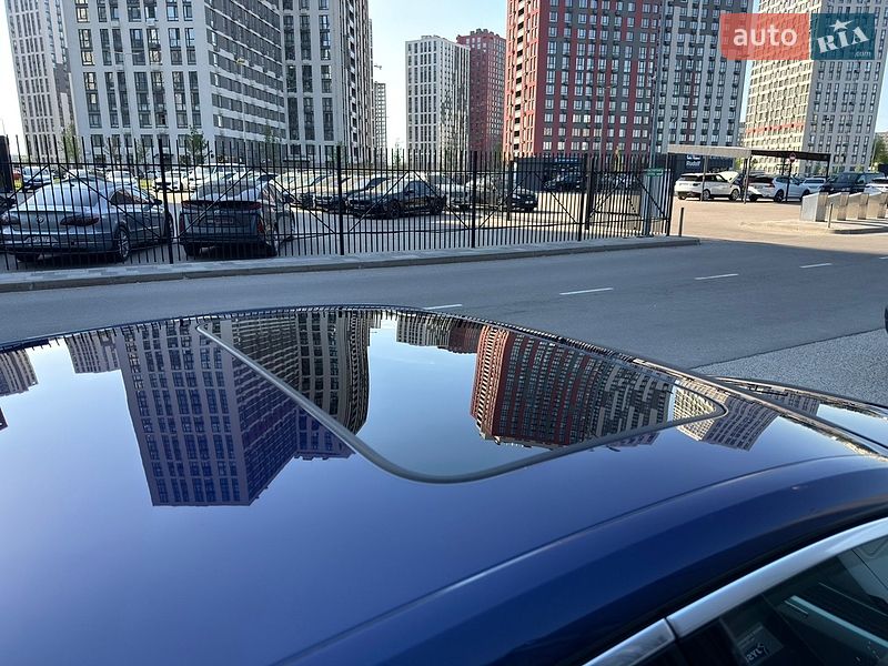 Седан Audi A4 2020 в Киеве