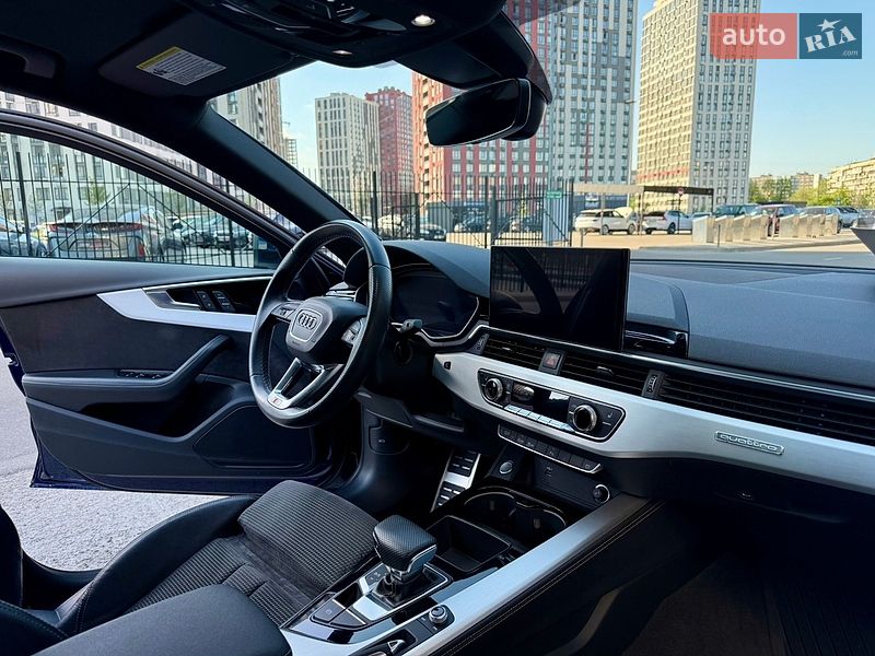 Седан Audi A4 2020 в Киеве