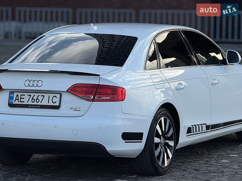 Седан Audi A4 2008 в Дніпрі