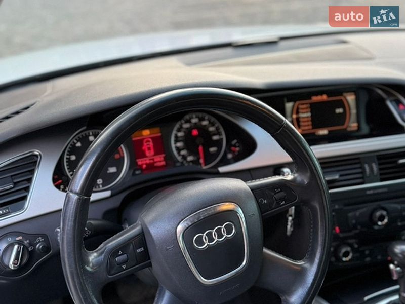 Седан Audi A4 2008 в Дніпрі