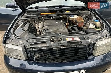 Универсал Audi A4 1996 в Подгайцах